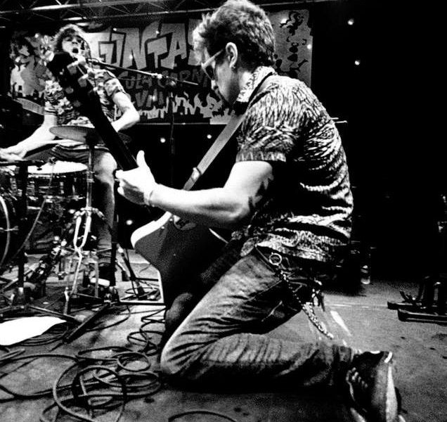 La Moto de Fernan presentan Vuelta al mono en la Entrevista Chamberga