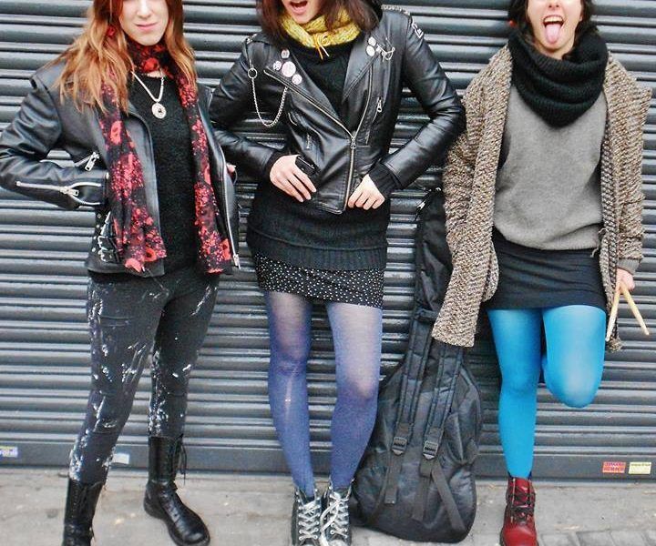 Entrevista al trío de punk Raw Paw