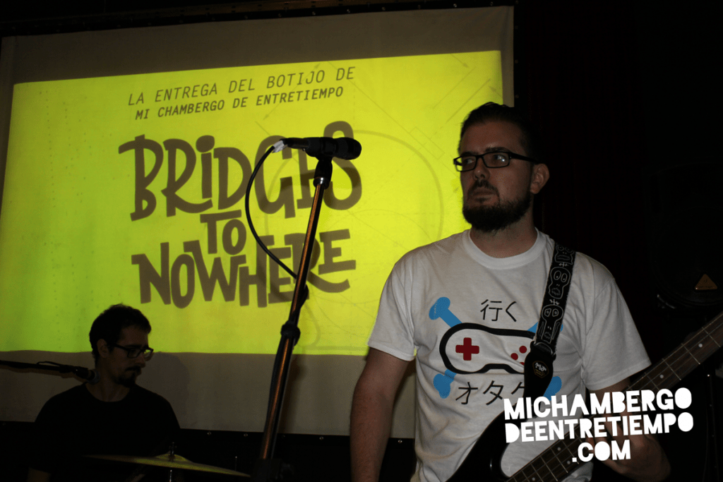 Bridges to nowhere en concierto