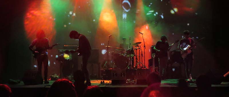 Celestial Bums presentan en la entrevista chamberga Minutes From Heaven